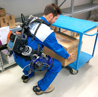 modular exoskeleton on worker's back 